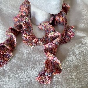 Ruffle fashion scarf
